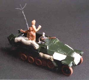 Hanomag 251/3 with crew